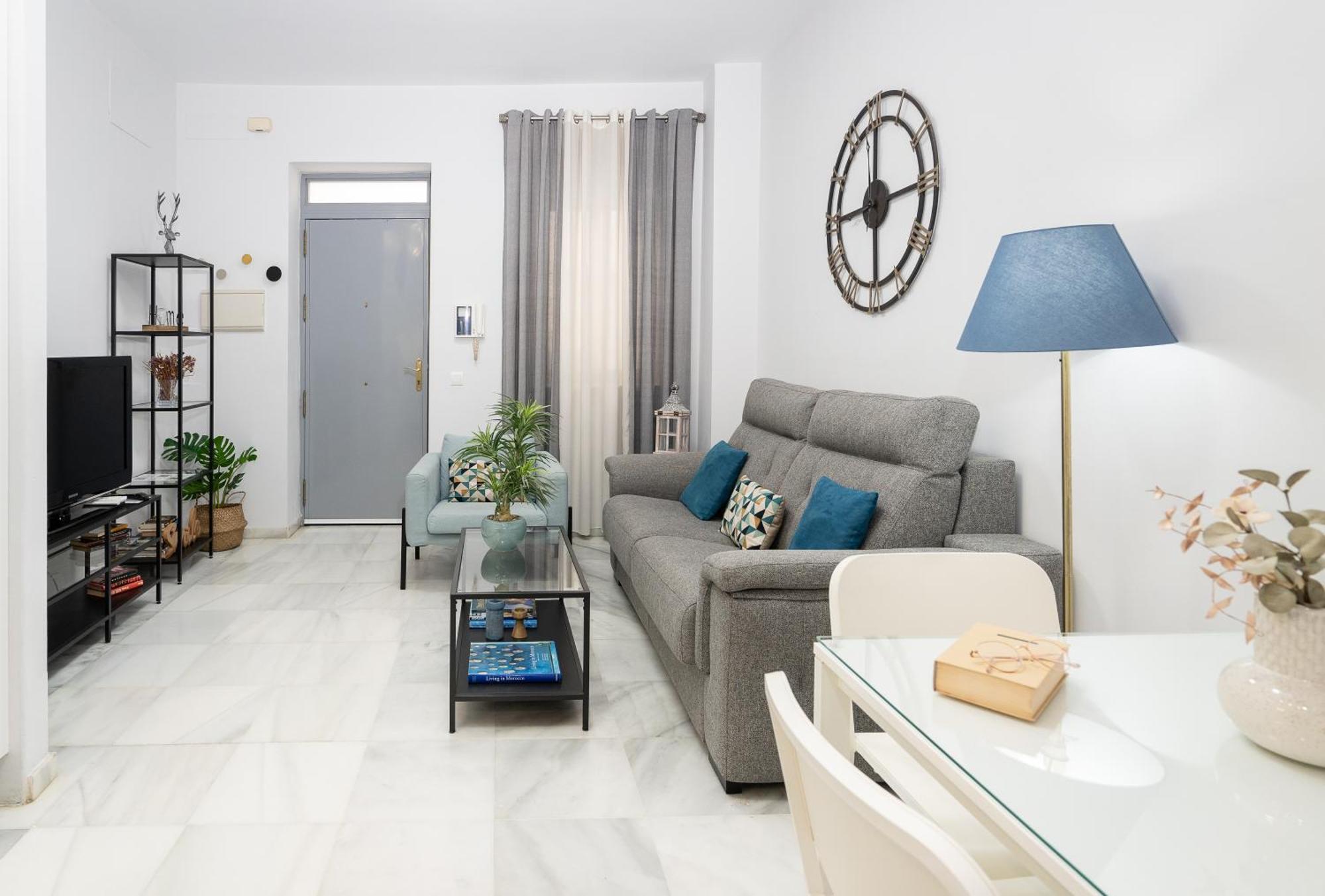 Apartamento Triana Deluxe Con Patio Privado Seville Exterior photo